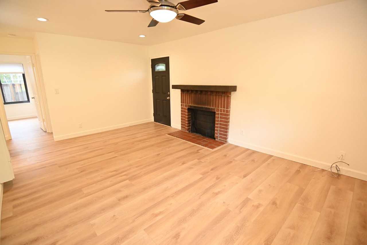 6936 Heaton Moor Dr - Photo 4 of 20