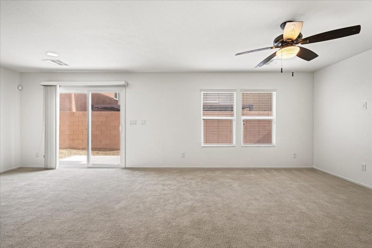 8640 Bella Sparkle Ave - Photo 3 of 21