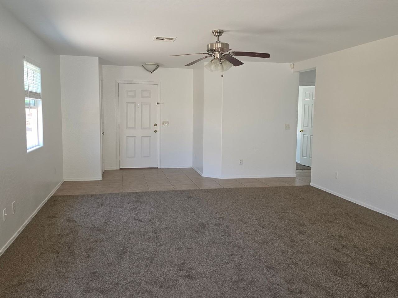 2068 E Andalusian Loop - Photo 4 of 13