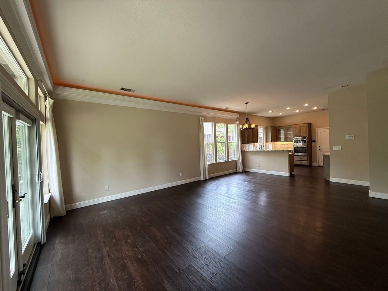 2833 Prestwick Ct - Photo 6 of 26