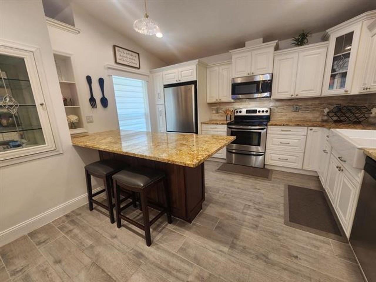 250 250 E Riverbend Drive Dr - Photo 7 of 22