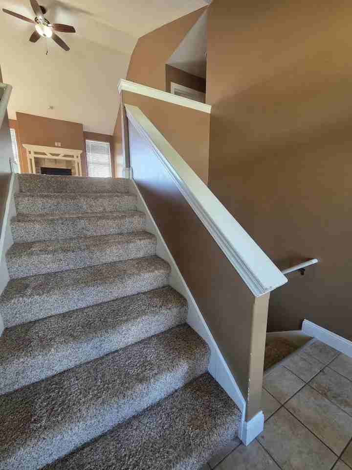 1510 Paige Ct - Photo 4 of 47