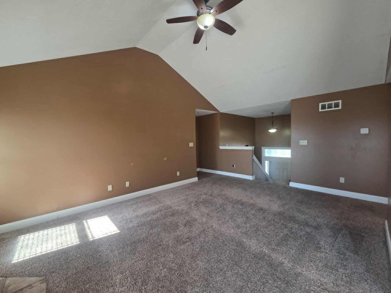 1510 Paige Ct - Photo 7 of 47