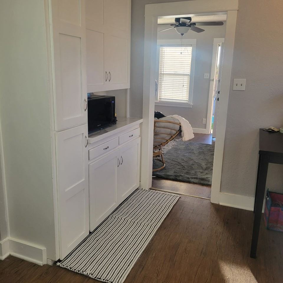 452 N 400 W - Photo 2 of 4