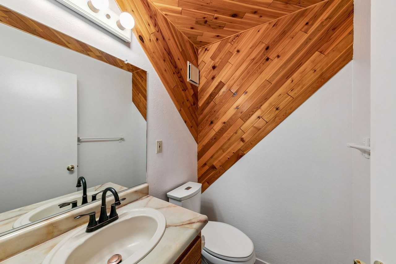 993 Woodchuck Ct - Photo 6 of 26