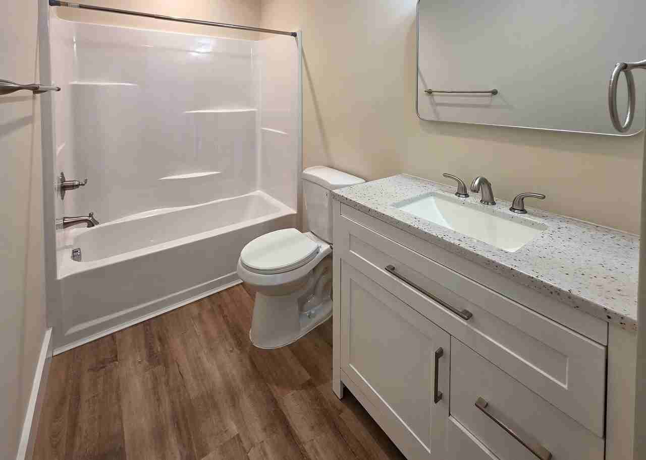 1422 Nolan Ave - Photo 4 of 22