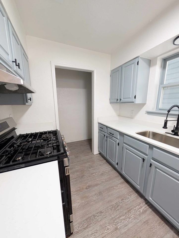 1201 E Margaret St - Photo 6 of 15