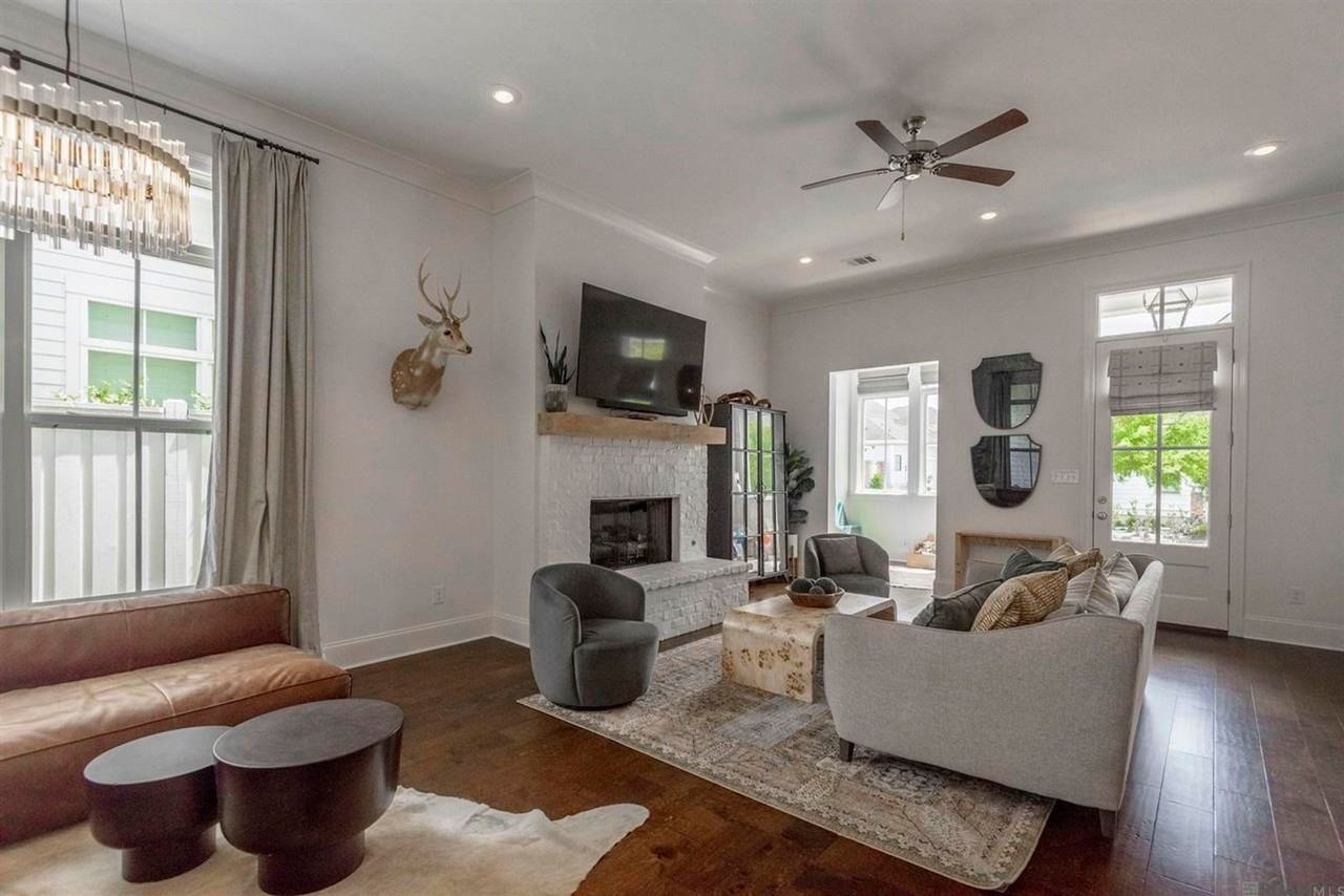 5139 Cheneau Ln - Photo 4 of 23