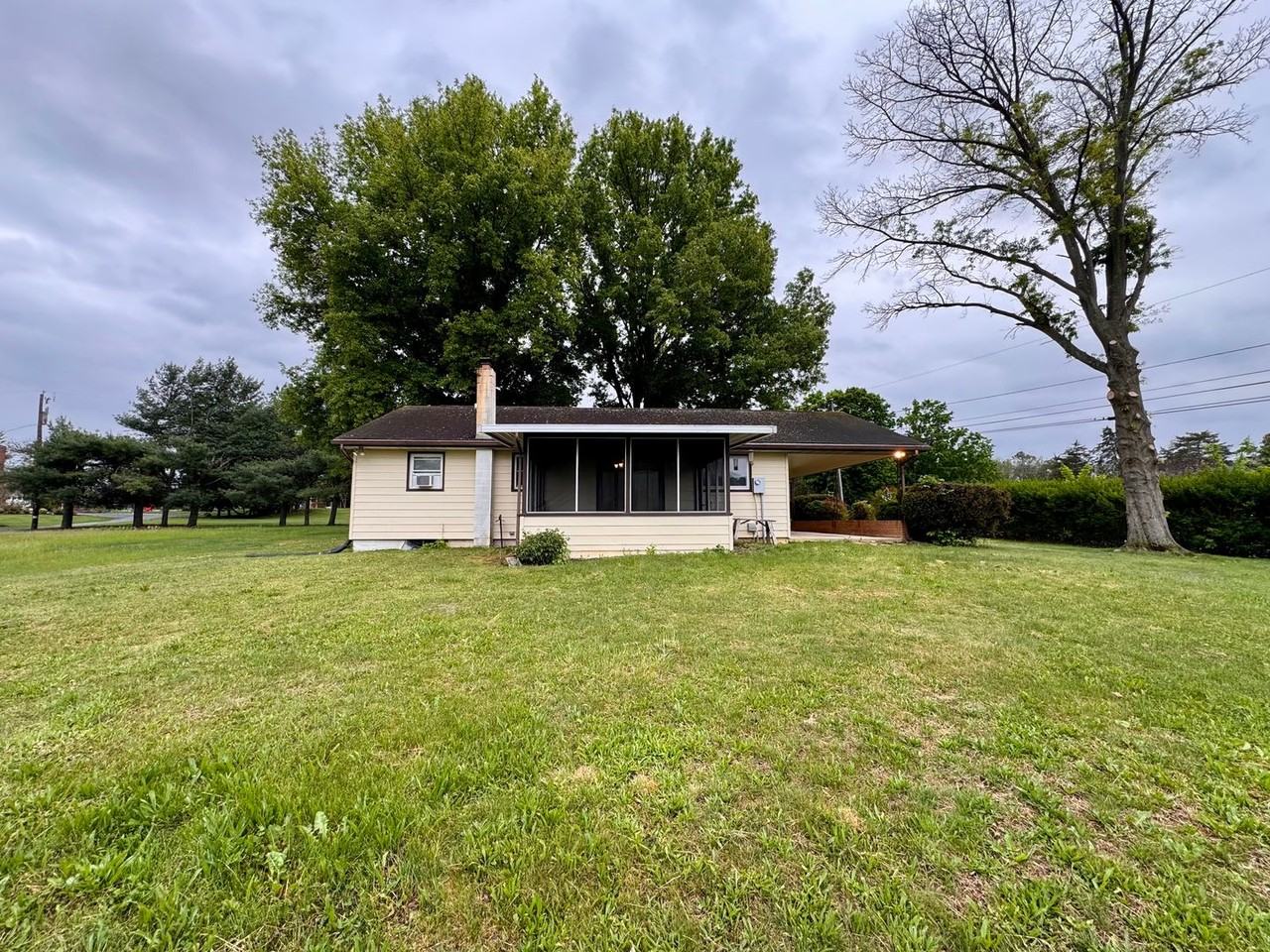 8861 Pats Ln - Photo 3 of 15