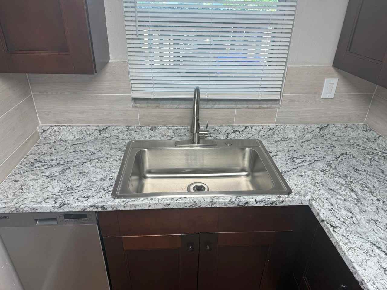 1358 Silverado - Photo 7 of 31