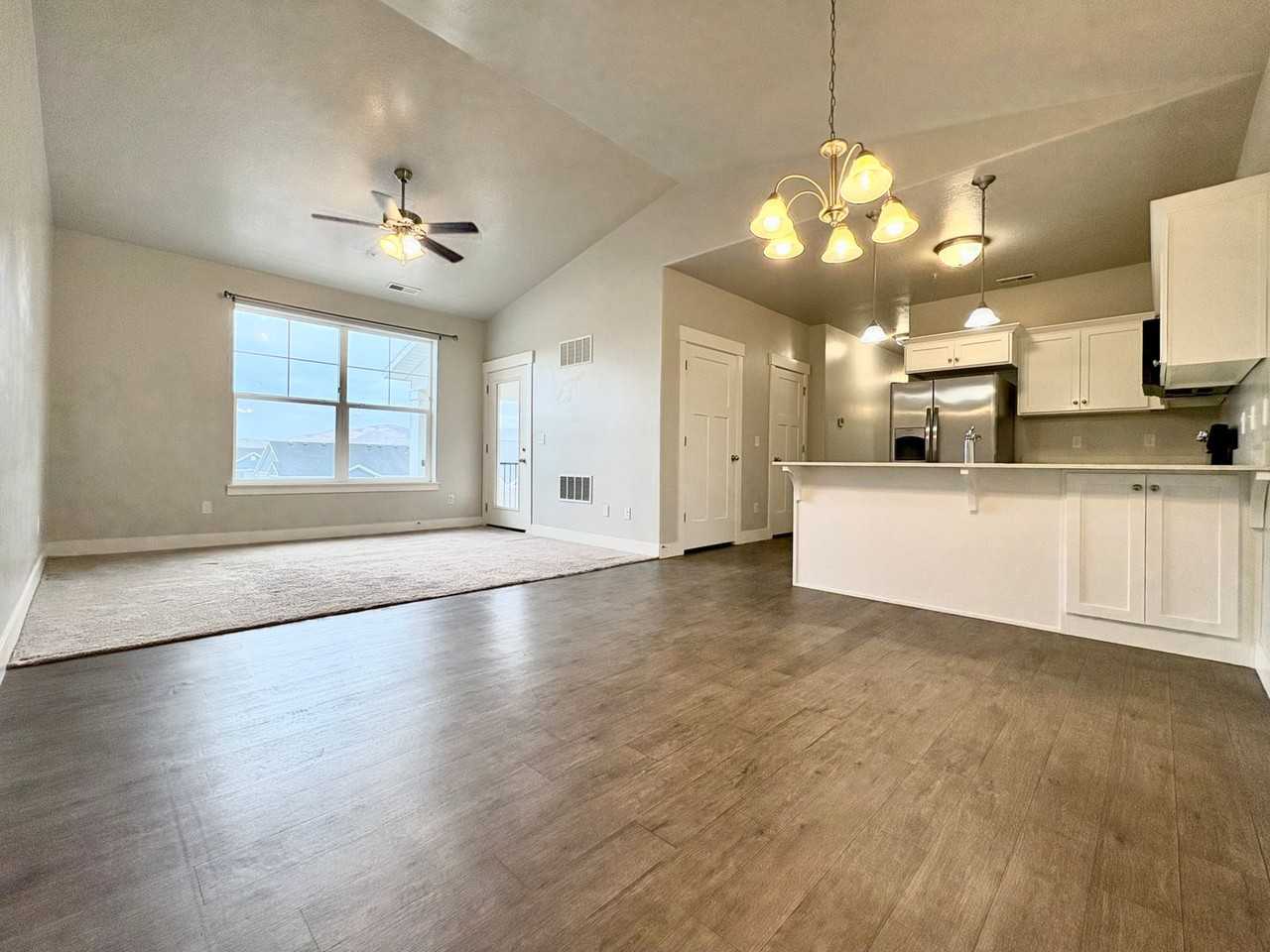 4216 W 1530 N - Photo 7 of 22