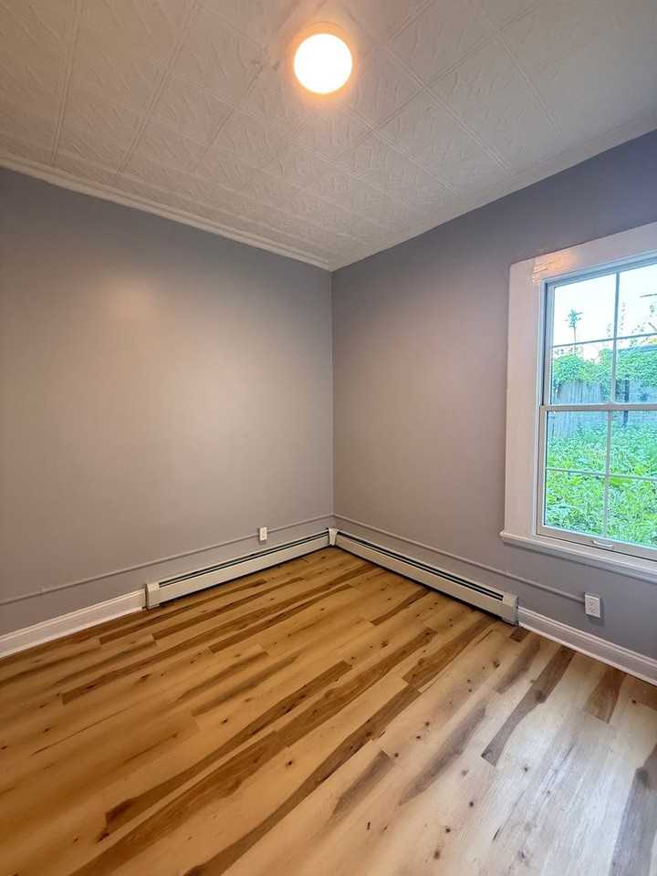10 William St - Photo 5 of 11