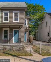 307 S 3rd St - Photo 1 of 1