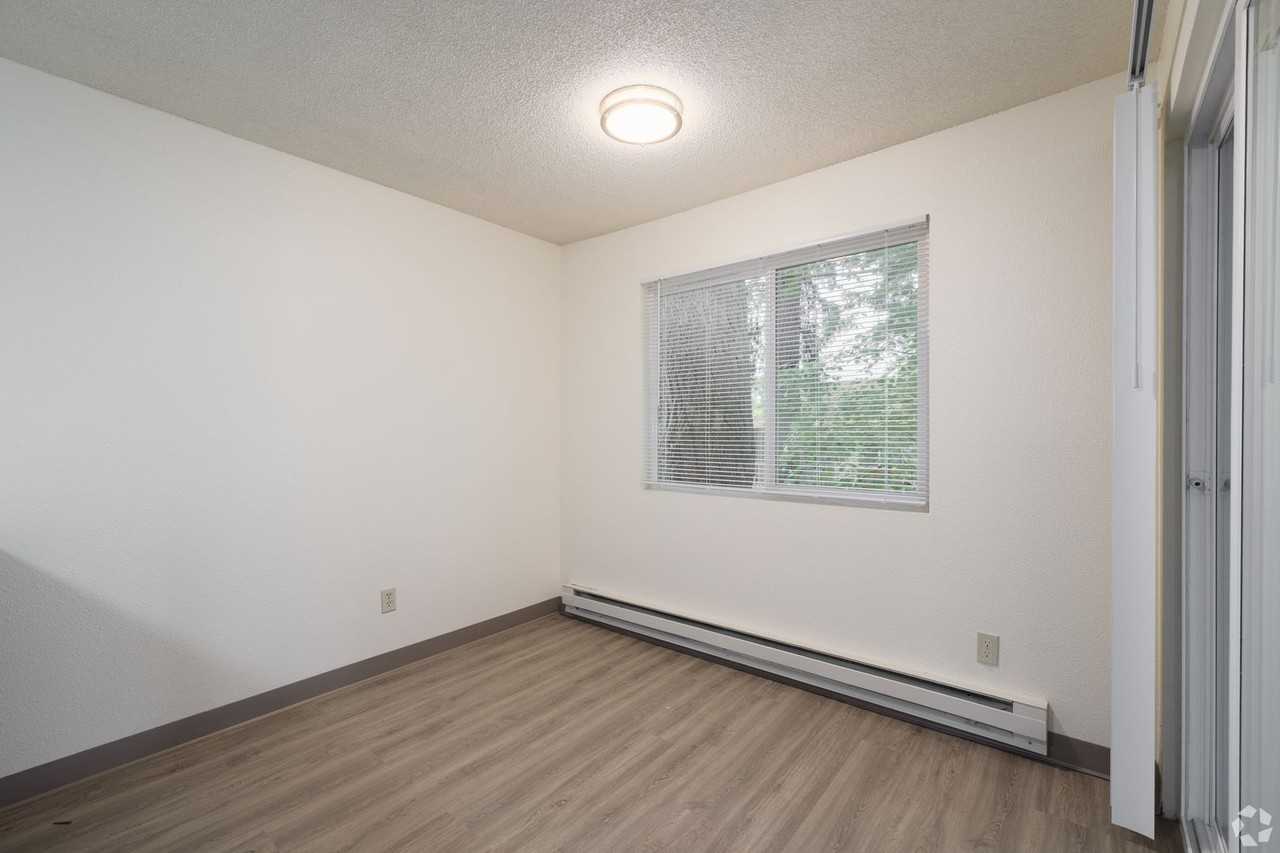 Boulder Park Apartments - Photo 2 of 28