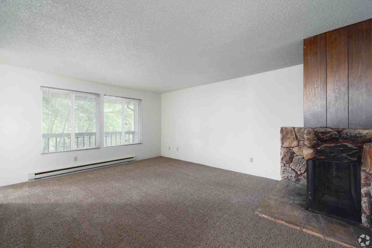 Boulder Park Apartments - Photo 3 of 28