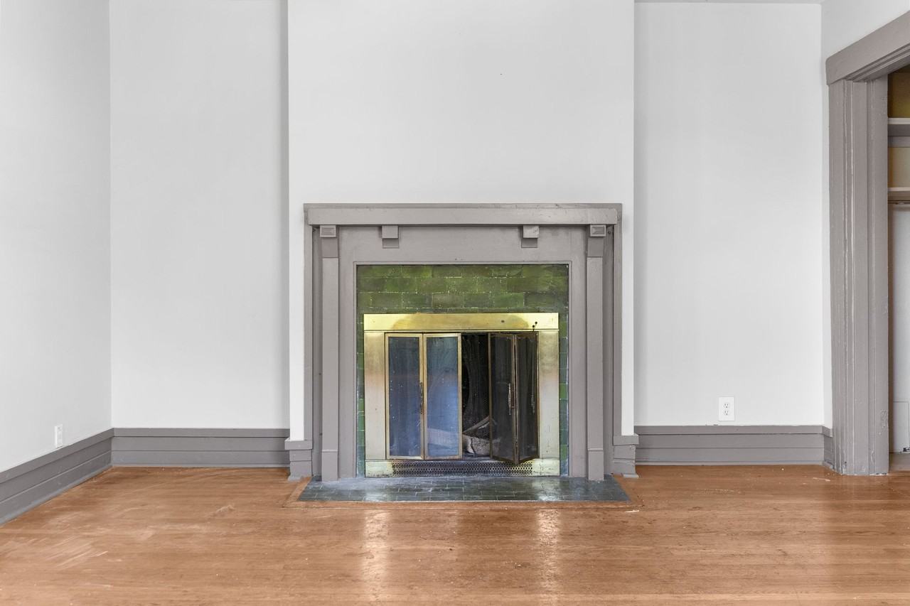 Fleetwood Apartments - Photo 4 of 7