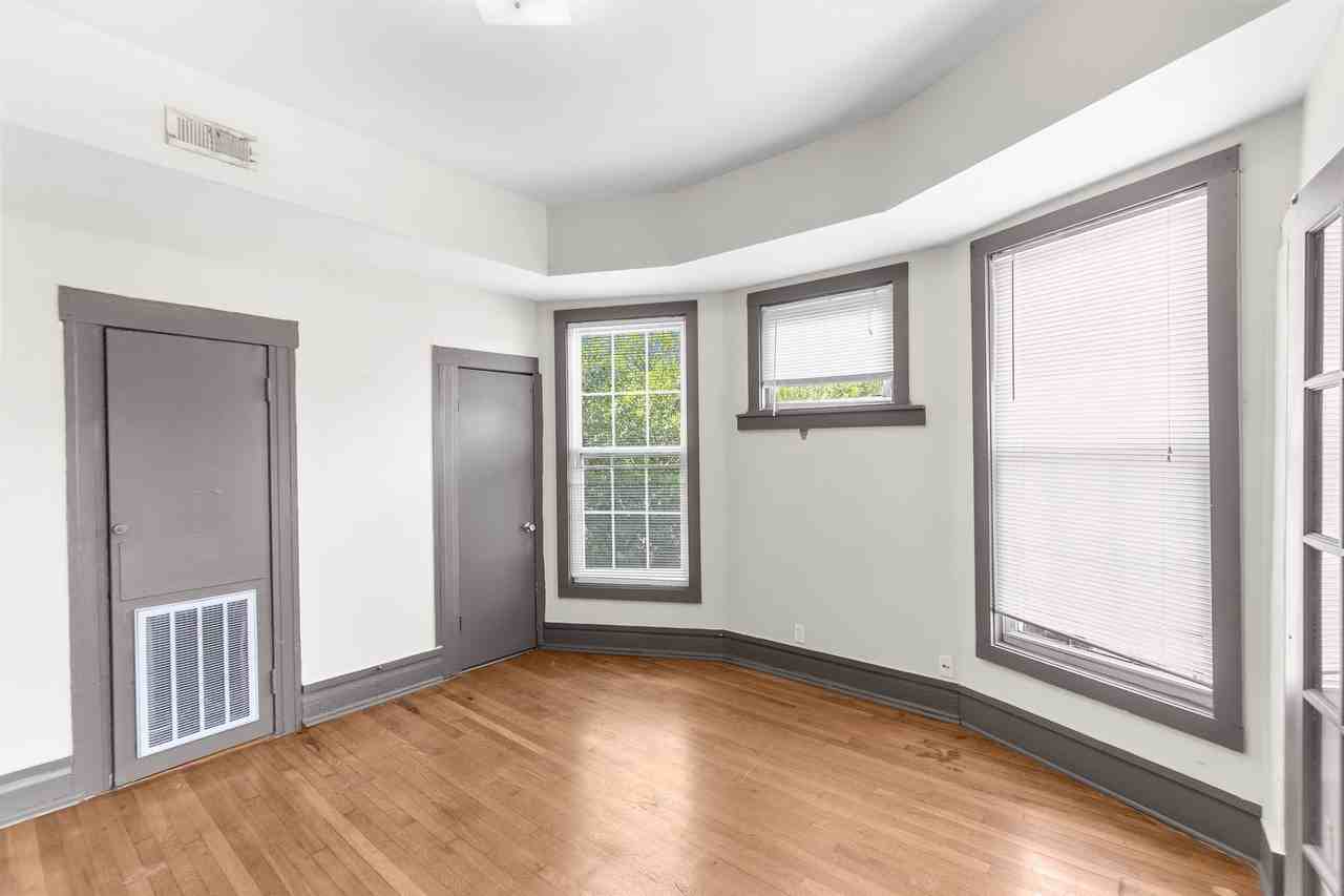 Fleetwood Apartments - Photo 7 of 7