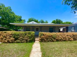 featured image of 244 La Salle Dr