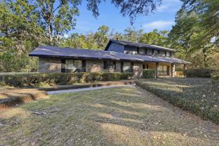 2630 Nw 27th Ter - Photo 1 of 1
