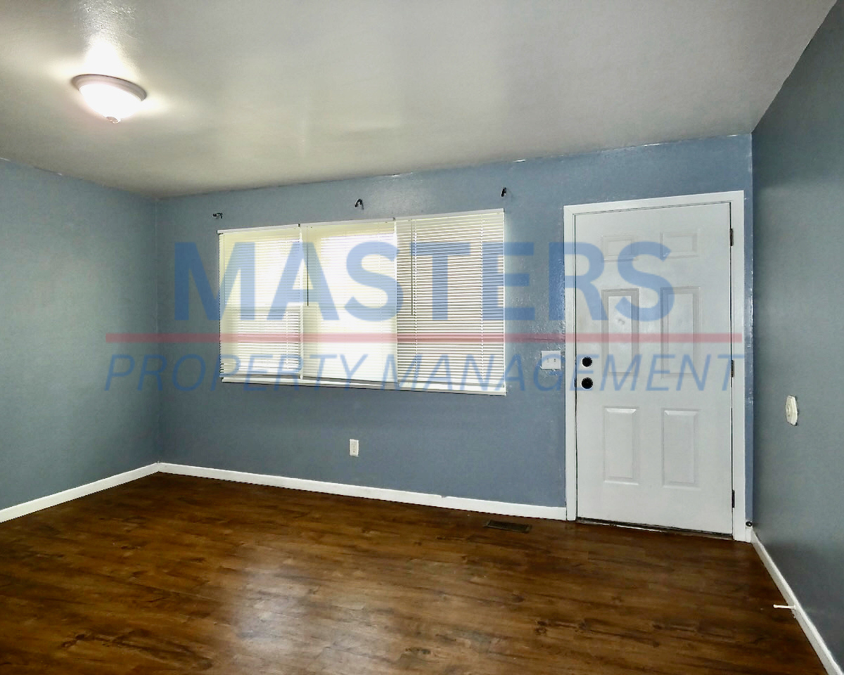 3907 Donegal Dr - Photo 5 of 29