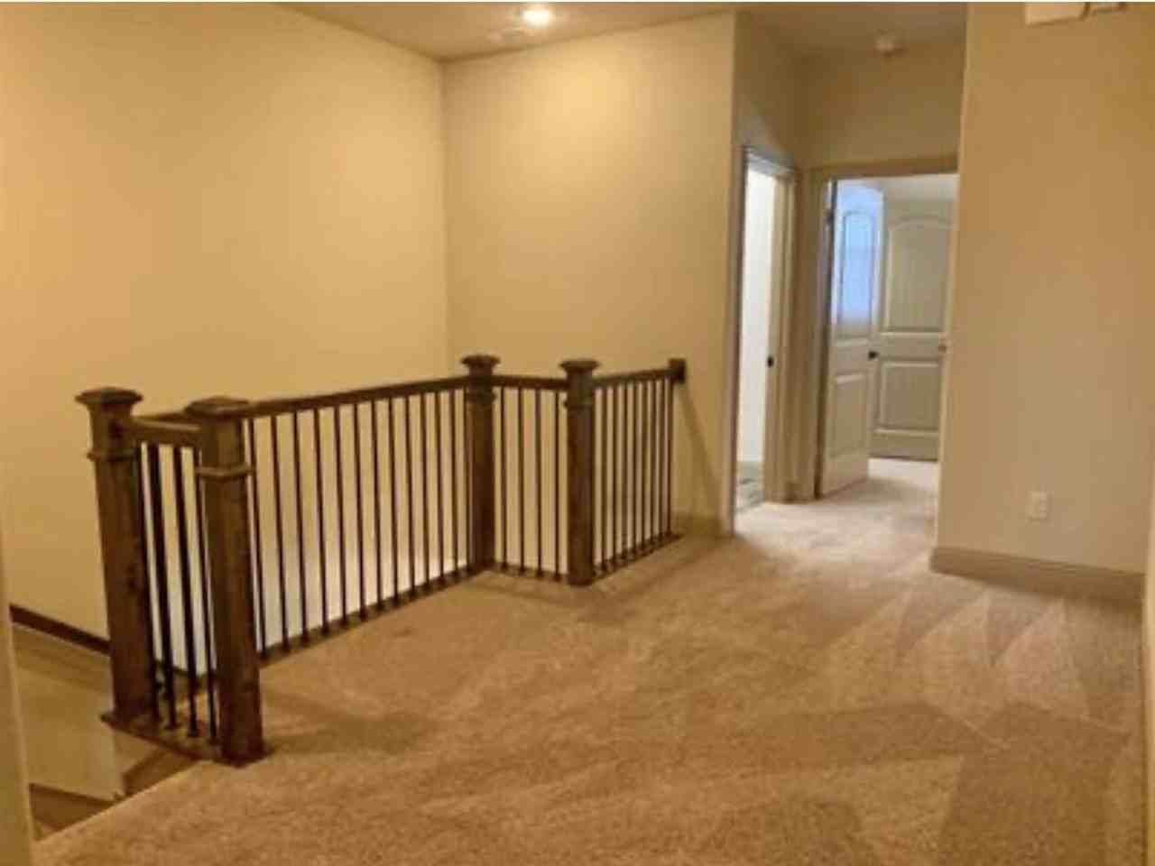 2221 Zenith Ave - Photo 7 of 21