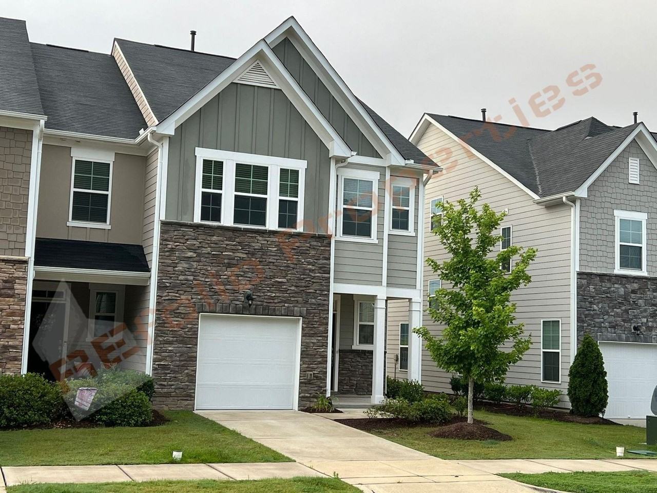1137 Little Gem Ln - Photo 2 of 35