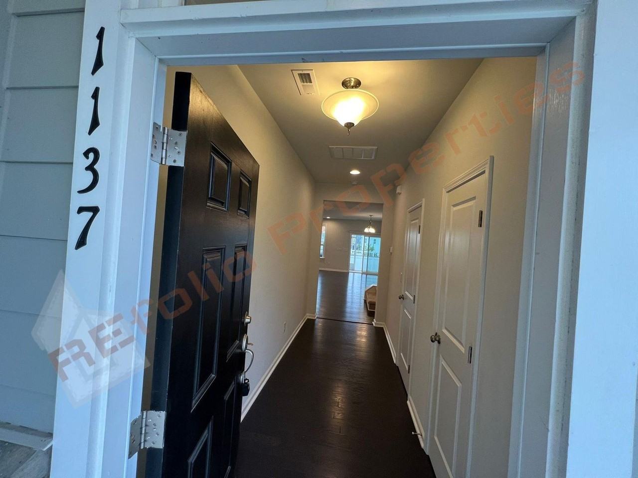 1137 Little Gem Ln - Photo 5 of 35