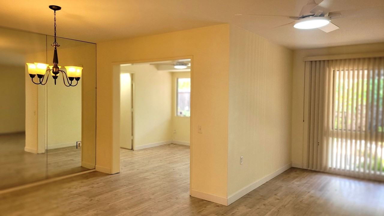 12431 Mantilla Rd - Photo 4 of 26