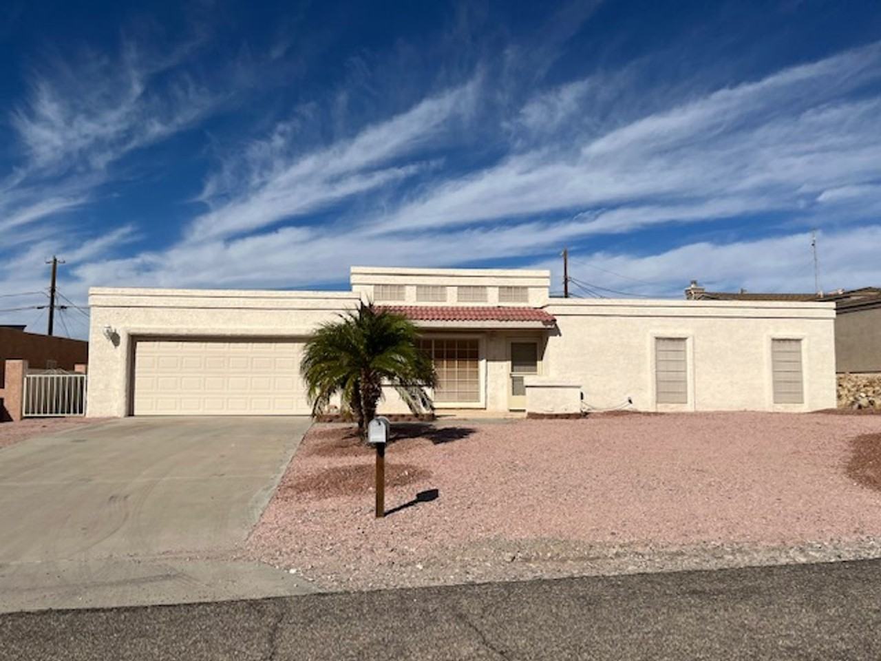 2425 Seabring Dr
