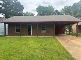 featured image of 6560 Lake Forest Dr