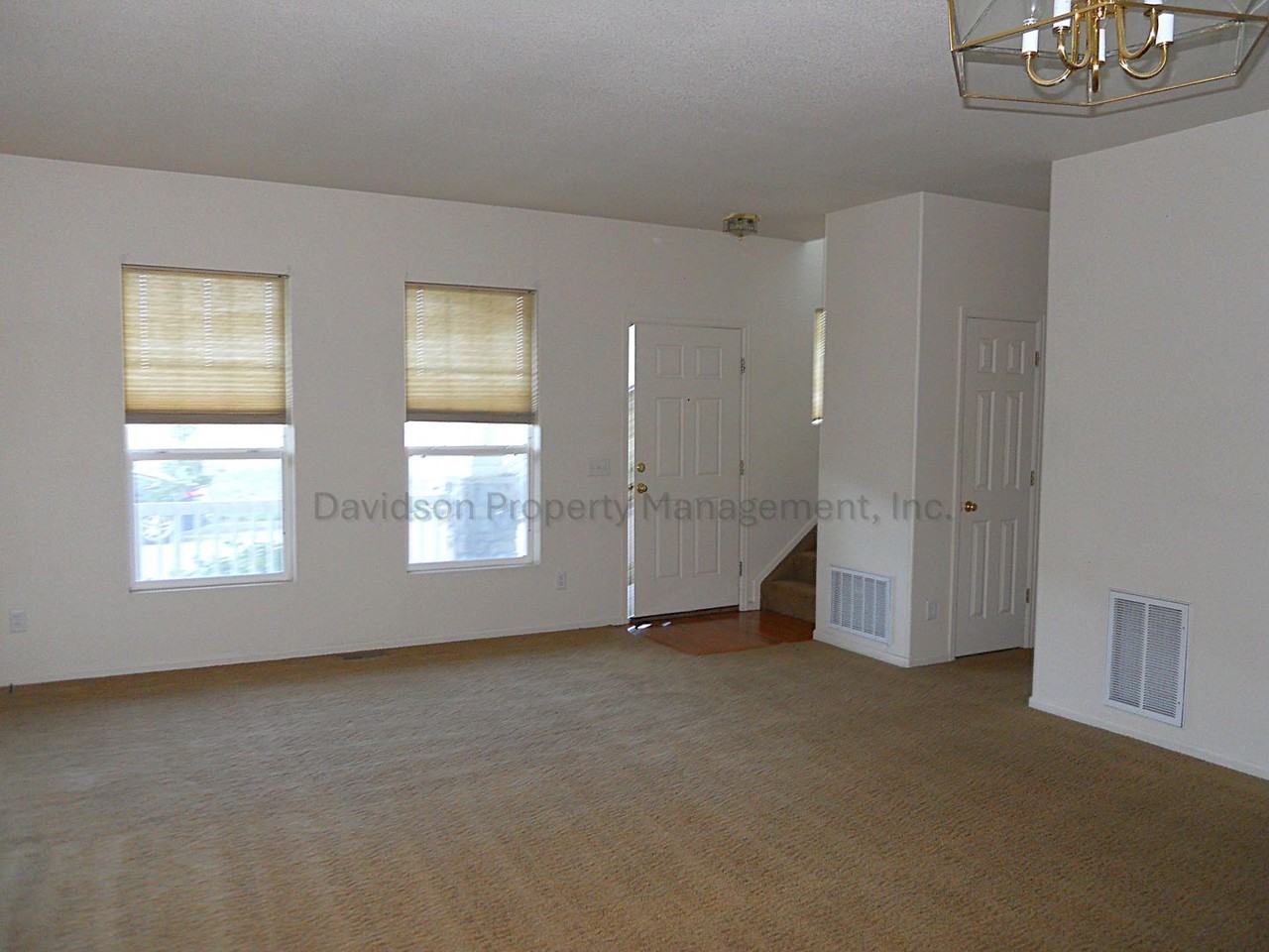 2489 Gilpin Ave - Photo 3 of 14