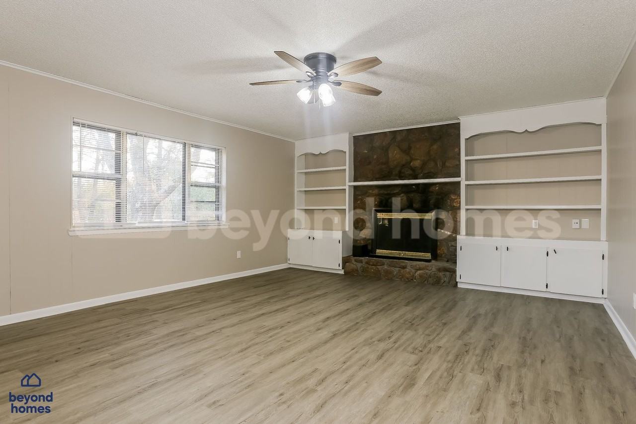 74 Cardinal Valley Dr - Photo 5 of 19