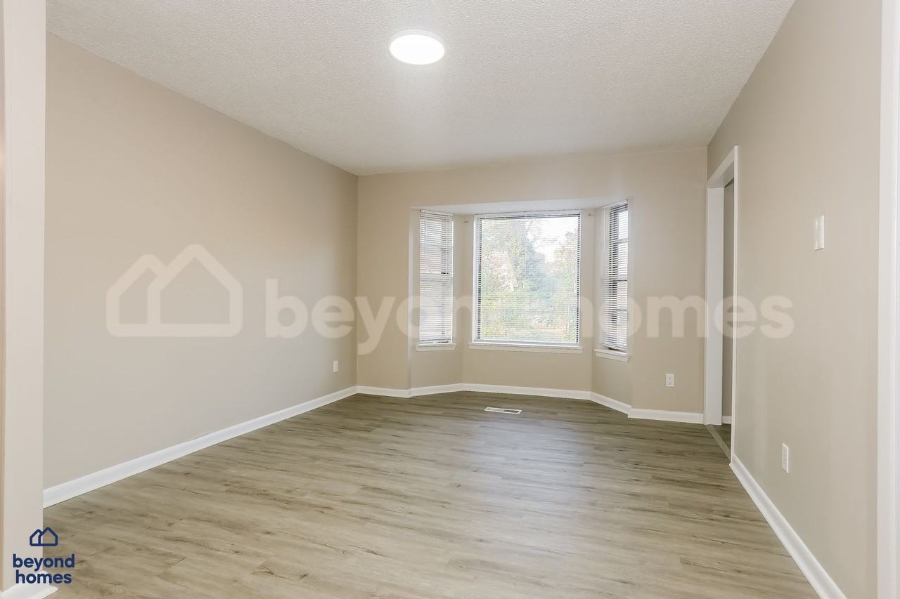 74 Cardinal Valley Dr - Photo 7 of 19