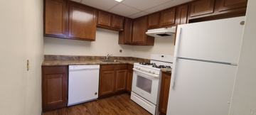 featured image of 10 N Meadowcroft Ave