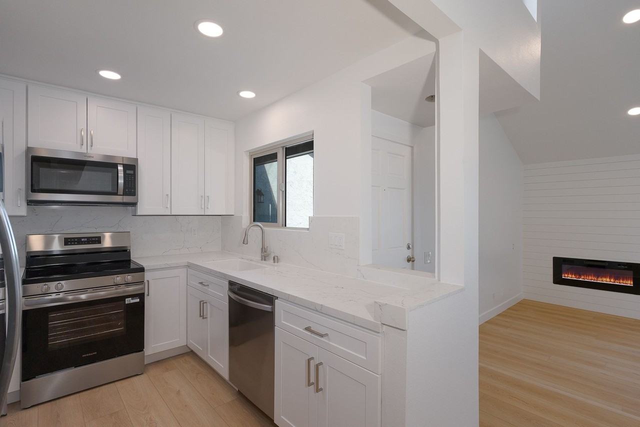 2945 Harbor Blvd - Photo 7 of 24