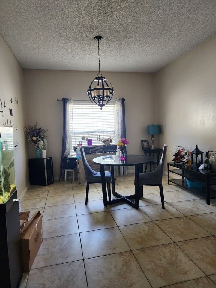 4243 Waterside Pointe Cir - Photo 4 of 16