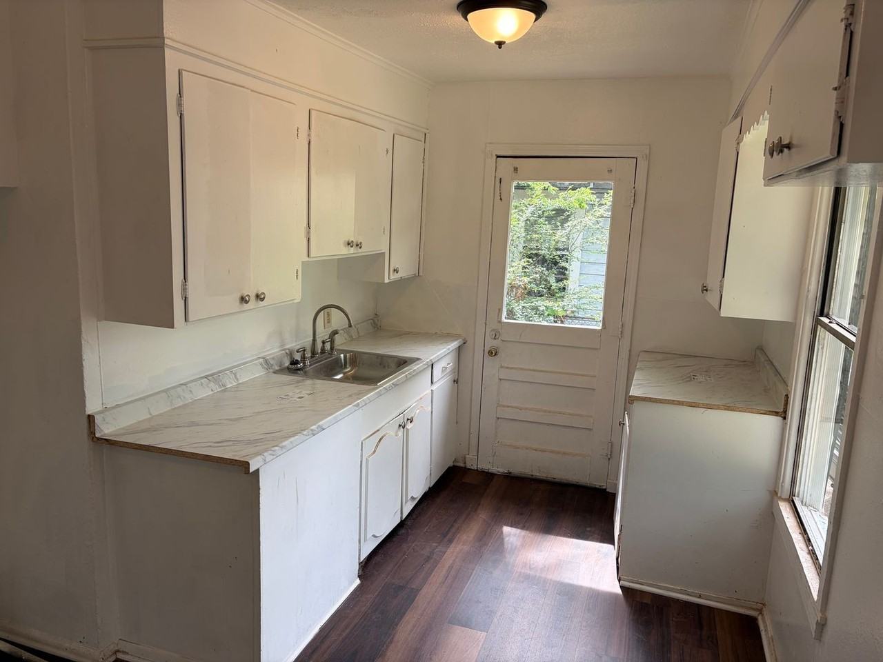2641 Valley Ridge Rd - Photo 3 of 13
