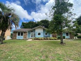 featured image of 1031 Club House Blvd