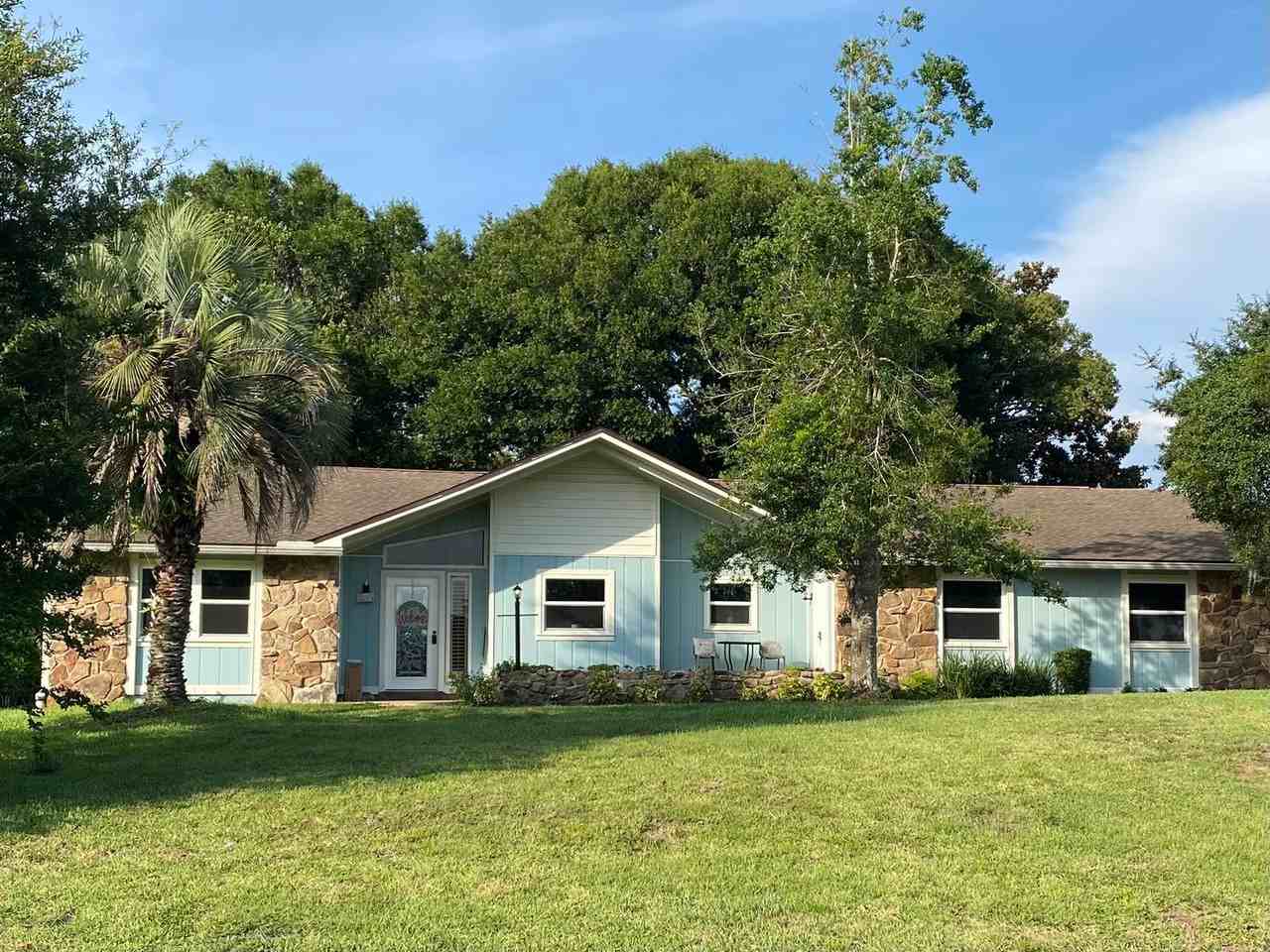 1031 Club House Blvd - Photo 6 of 35