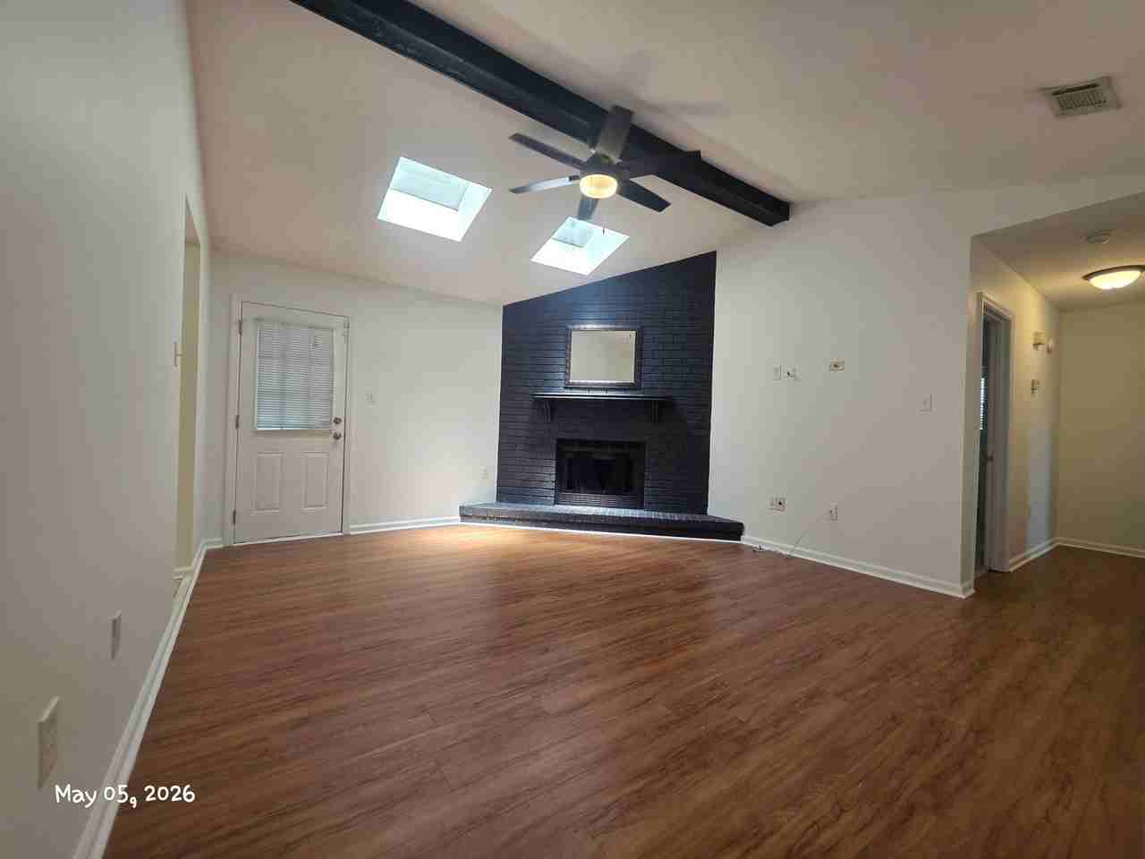 127 Stockbridge Dr - Photo 5 of 21