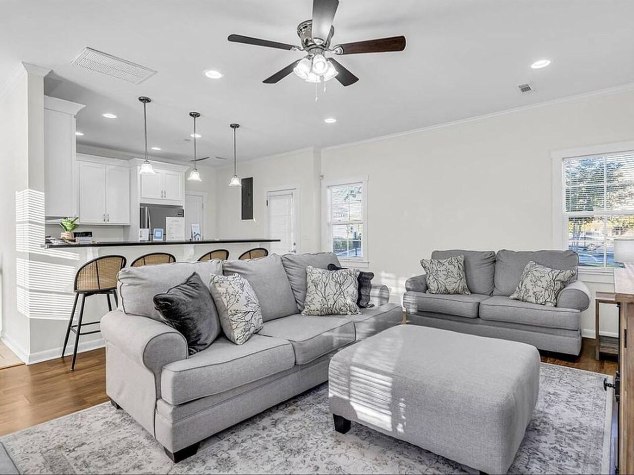 203 Worley St - Photo 7 of 33