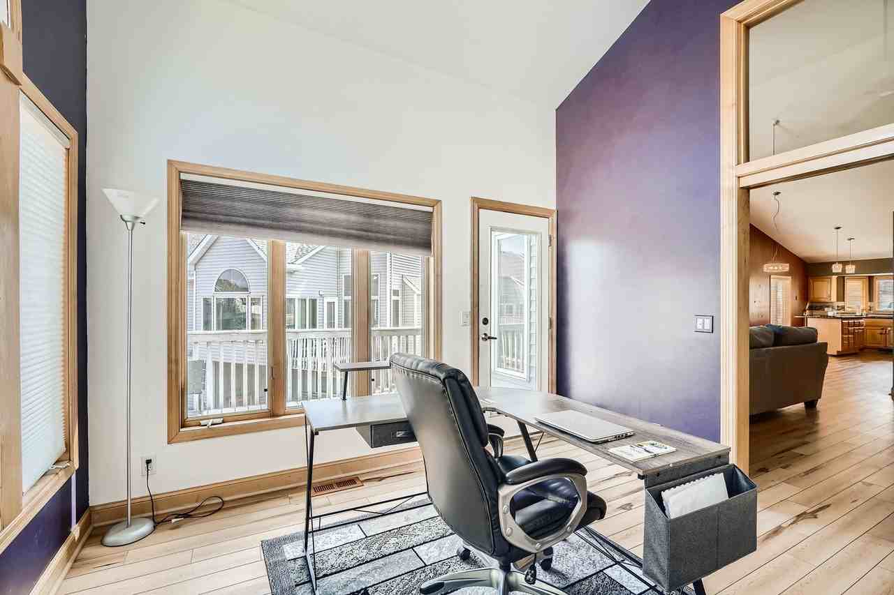 1085 Westcliff Curv - Photo 6 of 14
