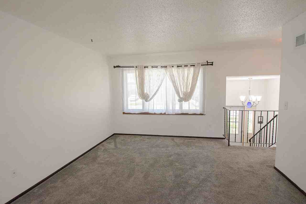 4214 13th Ave Nw - Photo 4 of 18