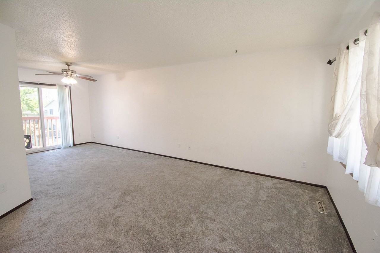 4214 13th Ave Nw - Photo 6 of 18