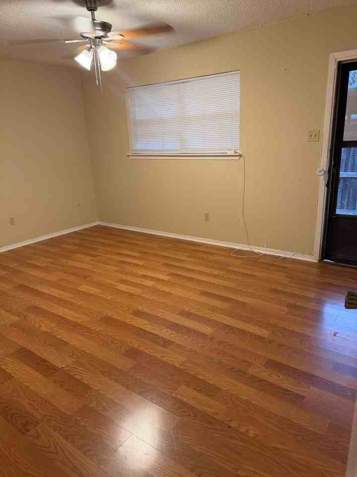 834 N 62nd St - Photo 6 of 9