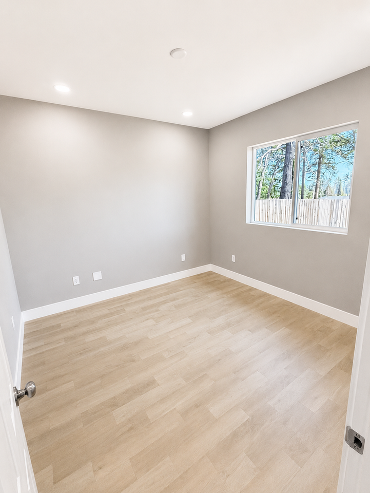 1752 Whitaker Rd - Photo 7 of 13