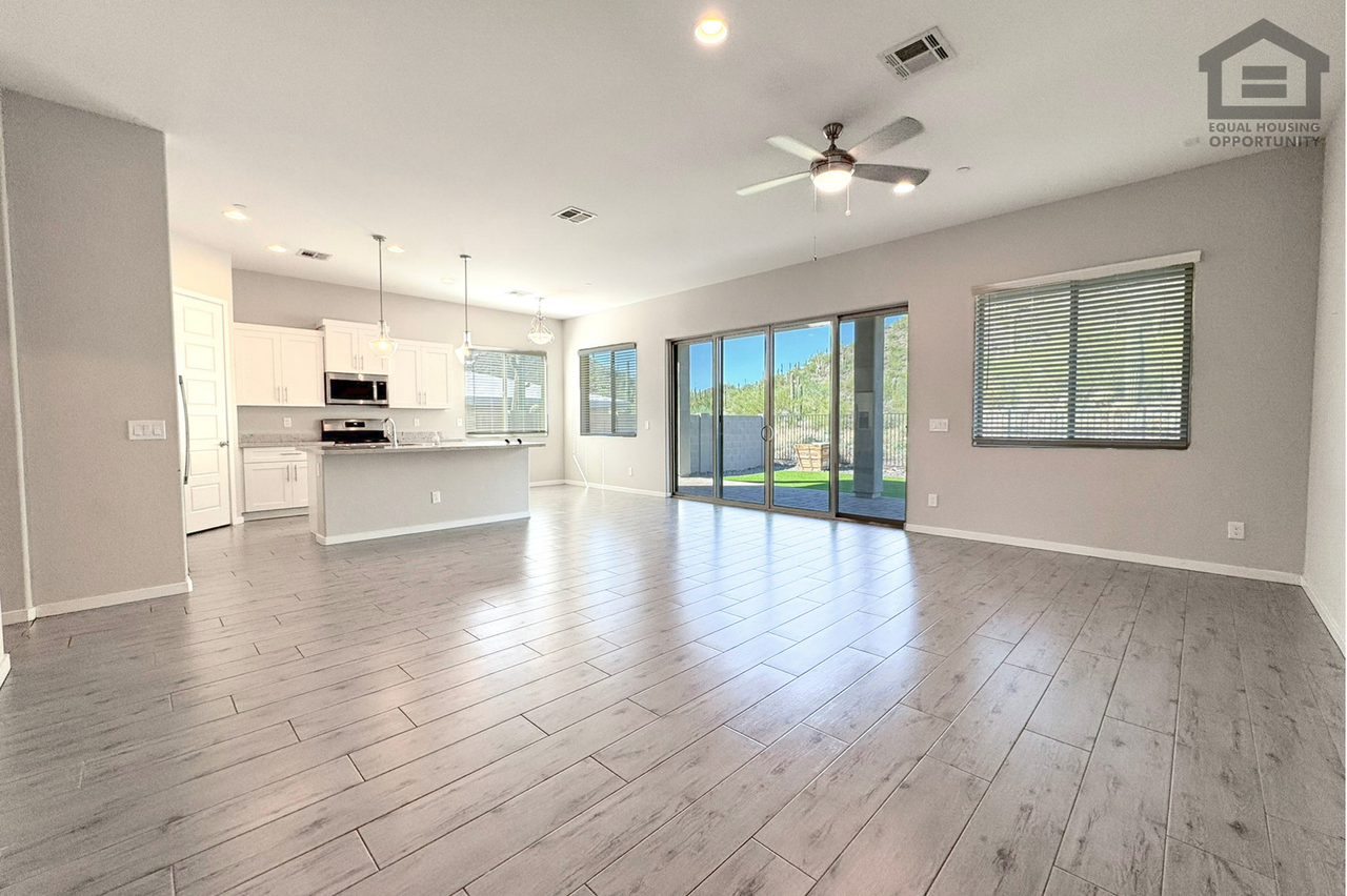 37001 N Conestoga Trl #A - Photo 5 of 32