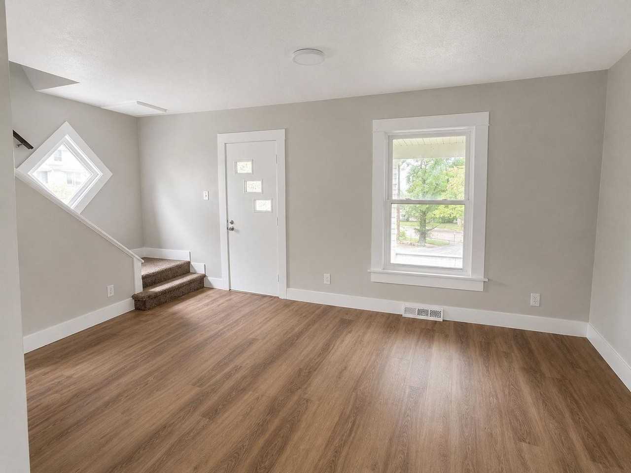 720 Florida Ave - Photo 5 of 6