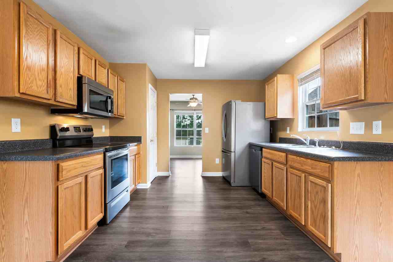 3400 Rocket Ct - Photo 6 of 24