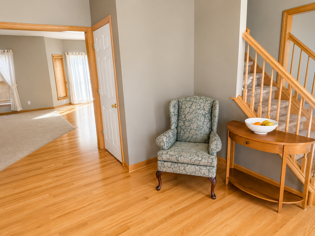 243 Newfield Cir - Photo 4 of 26